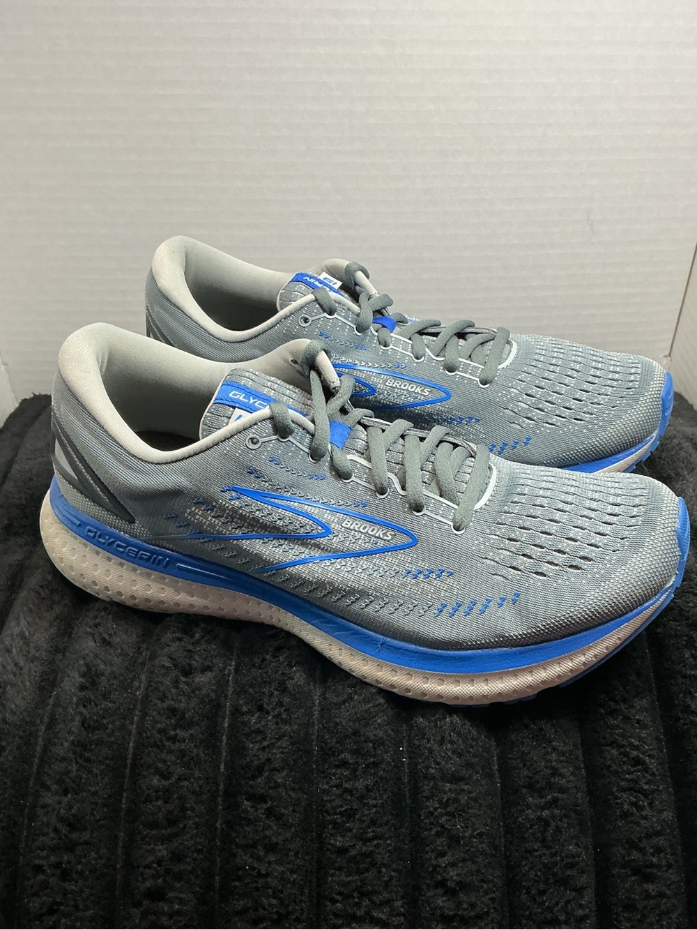 Brooks Glycerin 19 Men’s 10.5 Running Shoes Gray Blue 1103561D095 EUC